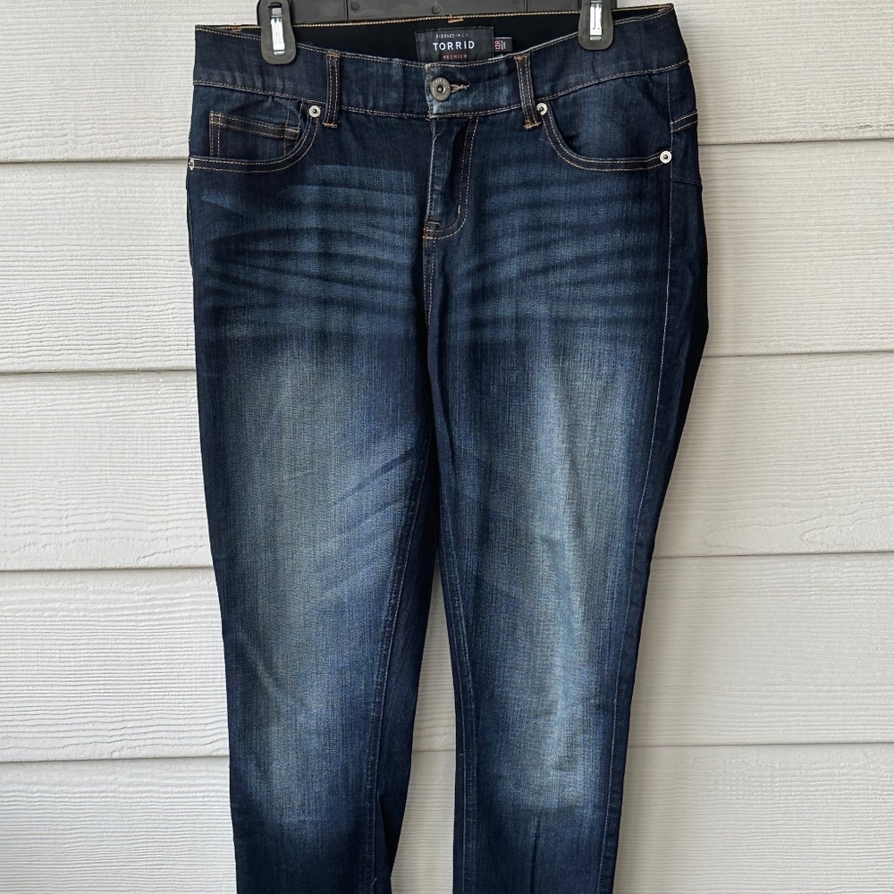 Torrid Premium Medium Dark Wash Denim Straight Leg Pull-On Jeans - Size 12R